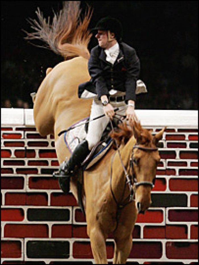 Robert Whitaker en Finbarr IV (ex Tottori de Muze) winnen in Olympia